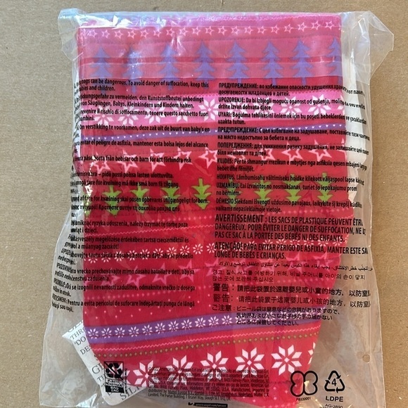 NWT and unopened American Girl Christmas stocking full size with hanging loop - Picture 4 of 6